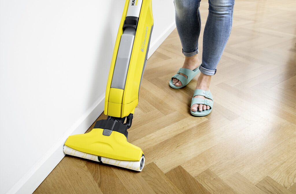 Беспроводная электрошвабра Karcher FC 5 Cordless купить в Минске
