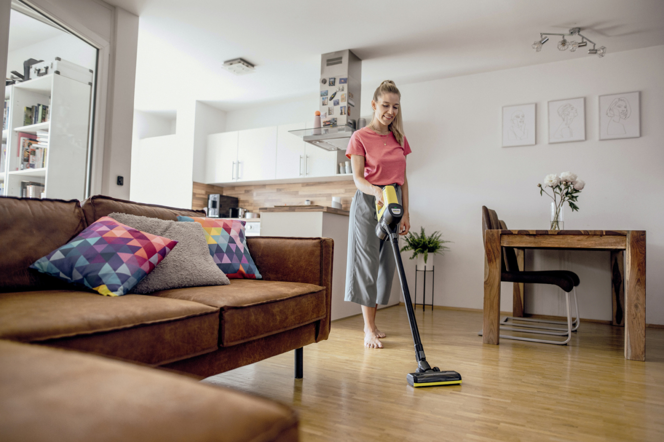 Karcher VC 4 Cordless myHome вертикальный пылесос Керхер купить в Минске